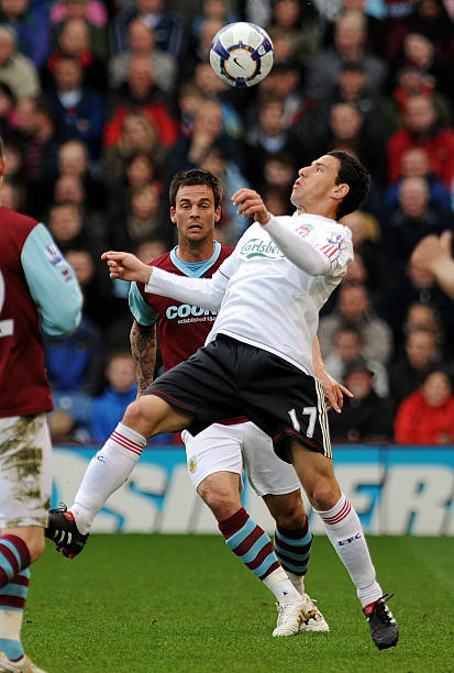 着一场足球 着一场足球