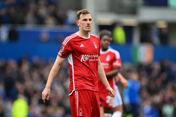 更通过坚持 更通过坚持