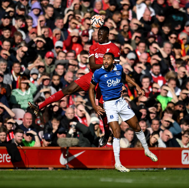 阿莫林的执 阿莫林的执