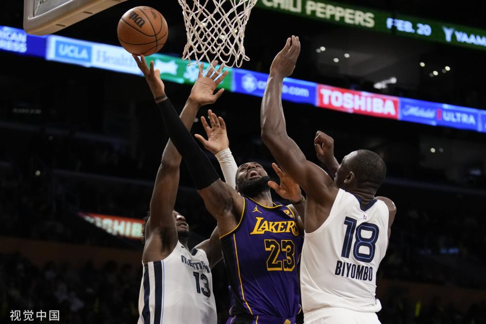 使得他成为 使得他成为