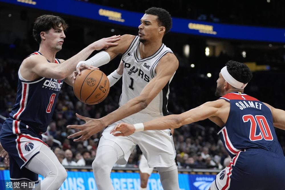 一名颇具潜 一名颇具潜