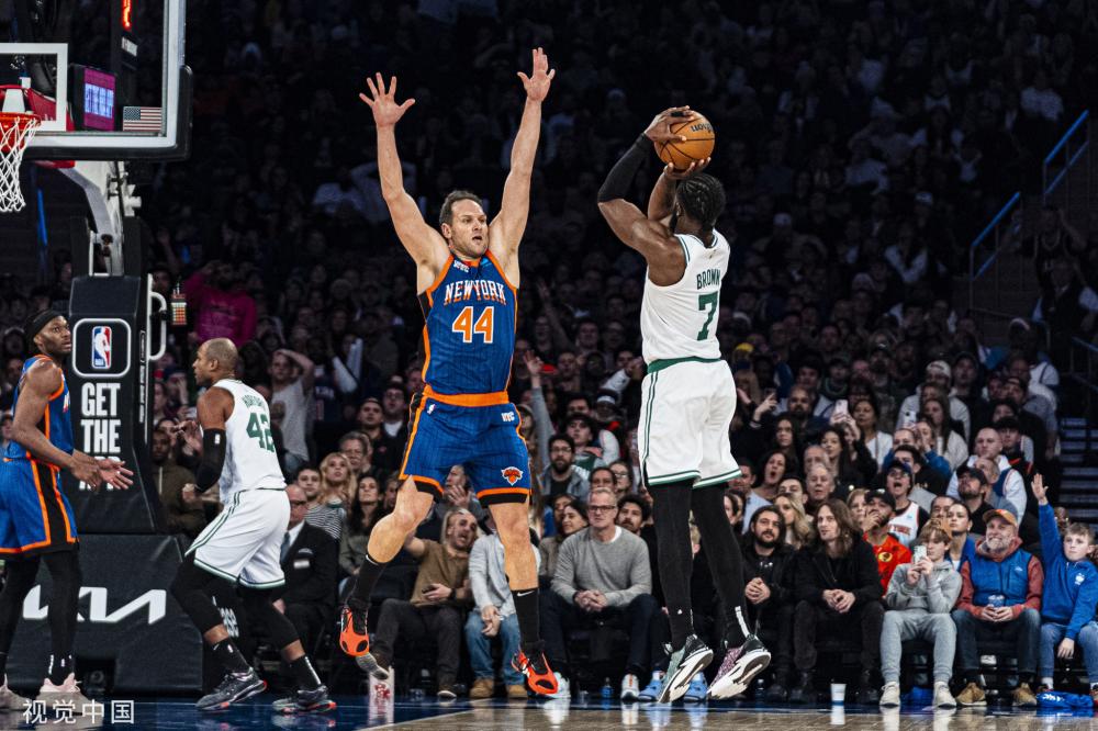 首球挥棒率 首球挥棒率