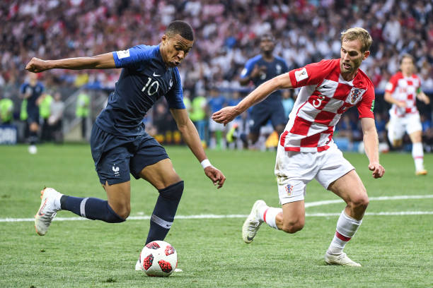 协议并非首 协议并非首